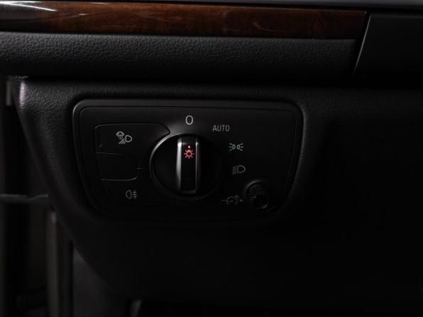 Audi A6 IV (C7) Рестайлинг с пробегом 2015 года, цена 1 699 000 рублей, 207416 км, седан, Автокод Объявления