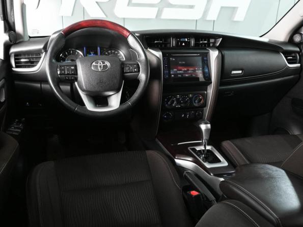 Toyota Fortuner II с пробегом 2018 года, цена 3 549 000 рублей, 87144 км, внедорожник, Автокод Объявления
