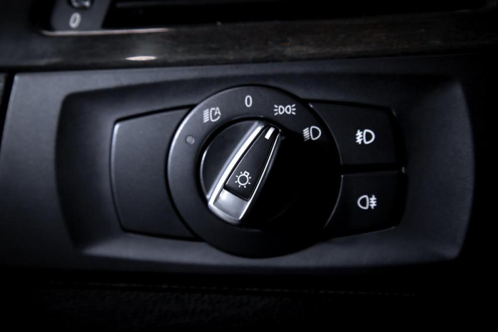 BMW 3 серии V (E90/E91/E92/E93) Рестайлинг Тюмень  - изображение 21
