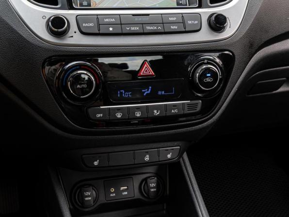 Hyundai Solaris II с пробегом 2017 года, цена 1 428 000 рублей, 97880 км, седан, Автокод Объявления