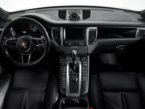 Porsche Macan I с пробегом 2015 года, цена 2 630 000 рублей, 161263 км, внедорожник, Автокод Объявления