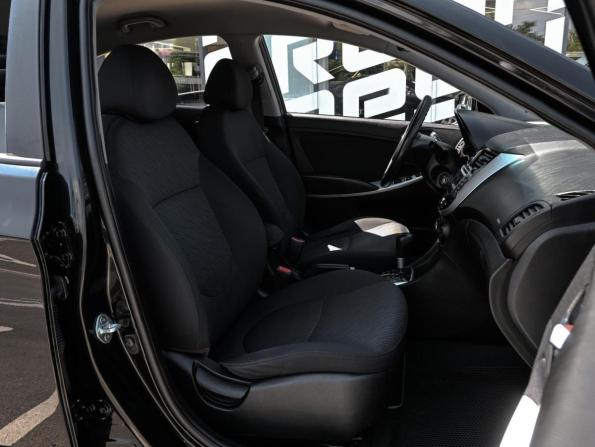 Hyundai Solaris I с пробегом 2013 года, цена 899 000 рублей, 182819 км, седан, Автокод Объявления