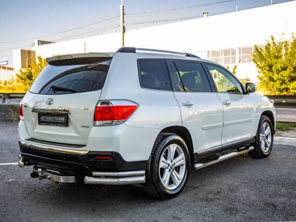 Toyota Highlander II (XU40) Рестайлинг с пробегом 2012 года, цена 1 798 000 рублей, 222317 км, внедорожник, Автокод Объявления