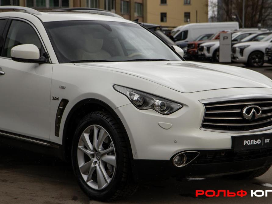 Infiniti QX70 Москва  - изображение 24