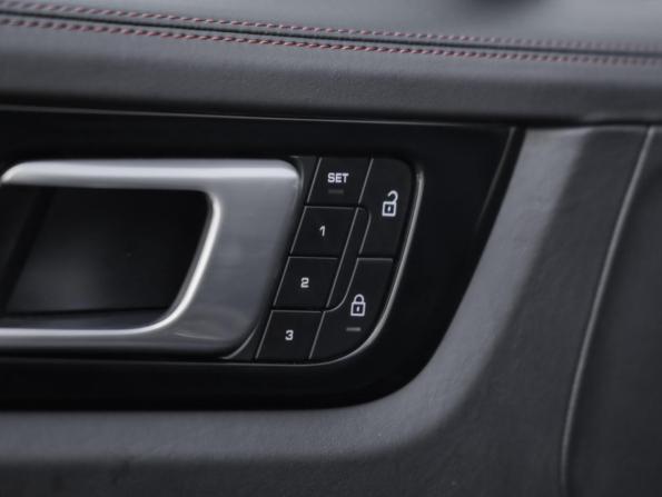 Porsche Cayenne III с пробегом 2021 года, цена 9 699 000 рублей, 70944 км, внедорожник, Автокод Объявления