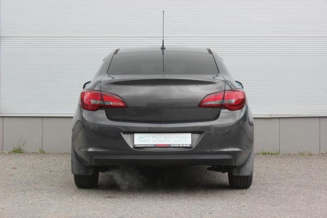 Opel Astra J Рестайлинг с пробегом 2014 года, цена 817 000 рублей, 195352 км, седан, Автокод Объявления