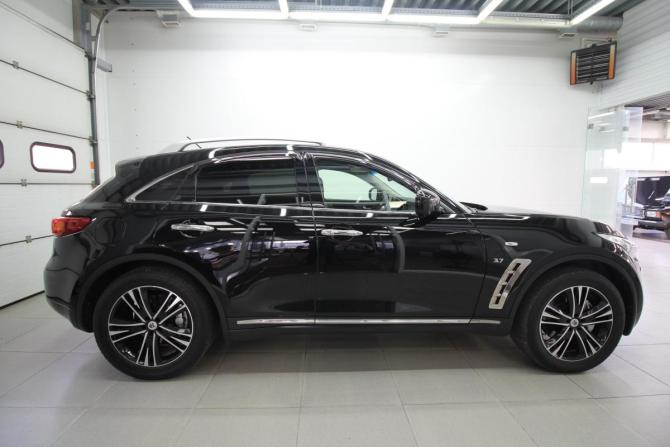 Infiniti QX70 с пробегом 2014 года, цена 2 800 000 рублей, 77829 км, внедорожник, Автокод Объявления