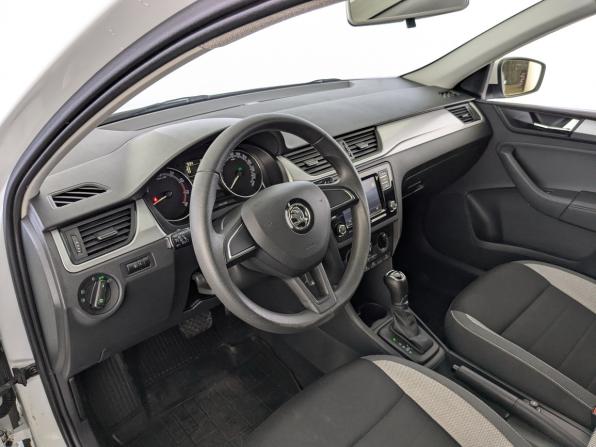 Skoda Rapid I Рестайлинг с пробегом 2019 года, цена 1 300 000 рублей, 99438 км, лифтбек, Автокод Объявления