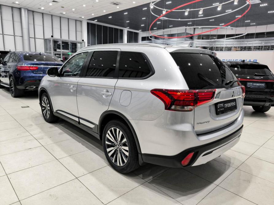 Mitsubishi Outlander III Рестайлинг 3 Казань  - изображение 8