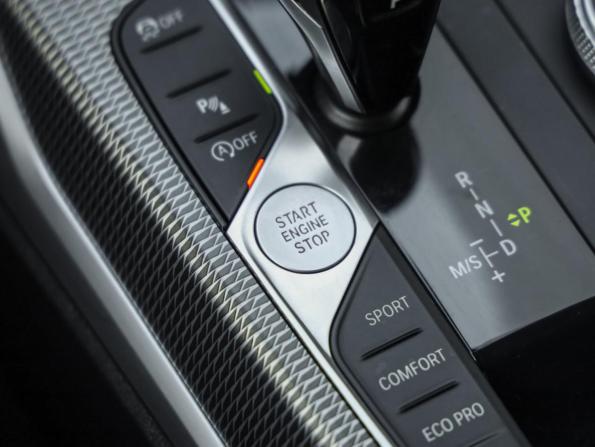 BMW 3 серии VII (G2x) с пробегом 2019 года, цена 3 525 000 рублей, 101405 км, седан, Автокод Объявления