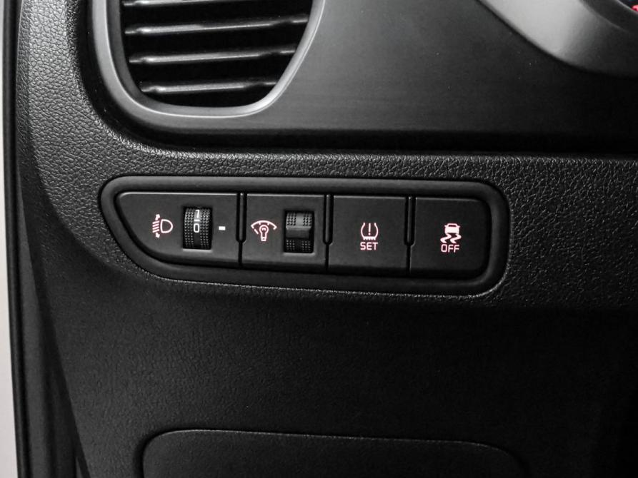 Kia Rio IV Рестайлинг Минеральные Воды  - изображение 17