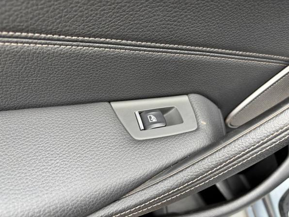 BMW 5 серии VII (G30/G31/G38) с пробегом 2019 года, цена 3 095 000 рублей, 201494 км, седан, Автокод Объявления