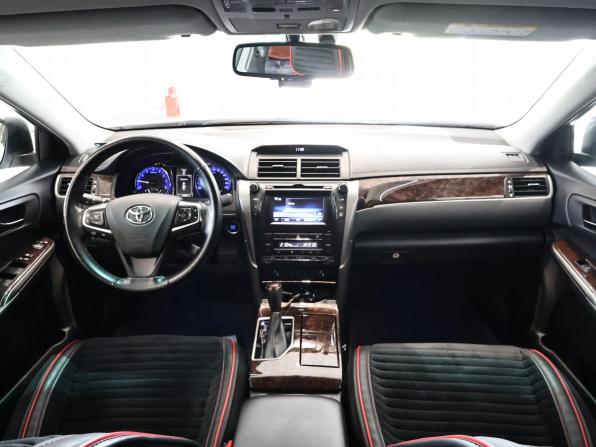 Toyota Camry VII (XV50) Рестайлинг 2 с пробегом 2018 года, цена 2 790 000 рублей, 68782 км, седан, Автокод Объявления