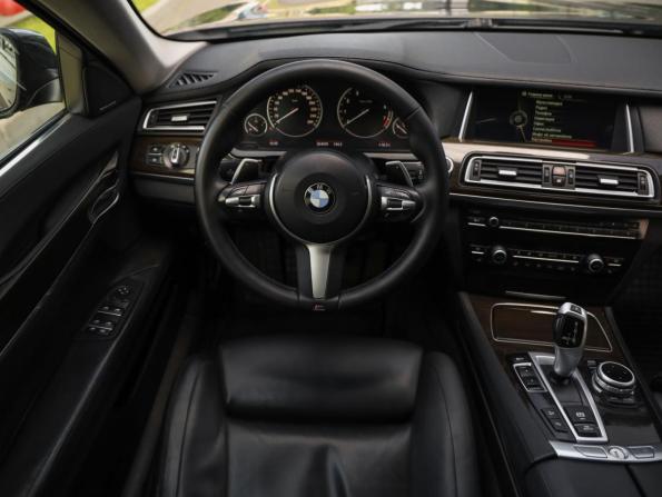 BMW 7 серии V (F01/F02/F04) Рестайлинг с пробегом 2012 года, цена 1 650 000 рублей, 264928 км, седан, Автокод Объявления