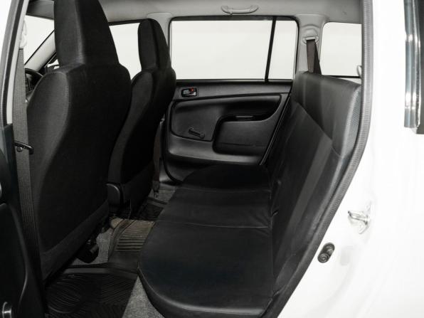 Toyota Probox I Рестайлинг с пробегом 2017 года, цена 875 000 рублей, 176300 км, универсал, Автокод Объявления