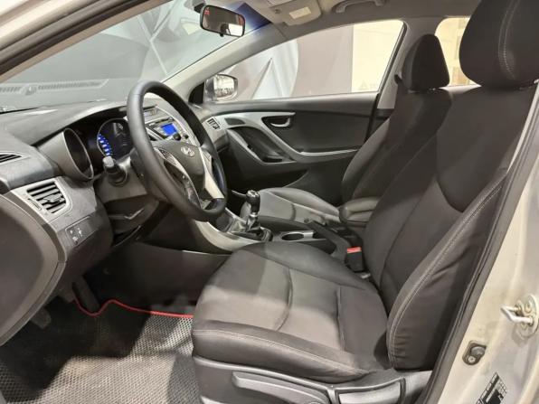 Hyundai Elantra V (MD) Рестайлинг с пробегом 2014 года, цена 995 000 рублей, 189522 км, седан, Автокод Объявления