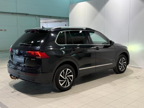 Volkswagen Tiguan II с пробегом 2018 года, цена 1 980 000 рублей, 214001 км, внедорожник, Автокод Объявления