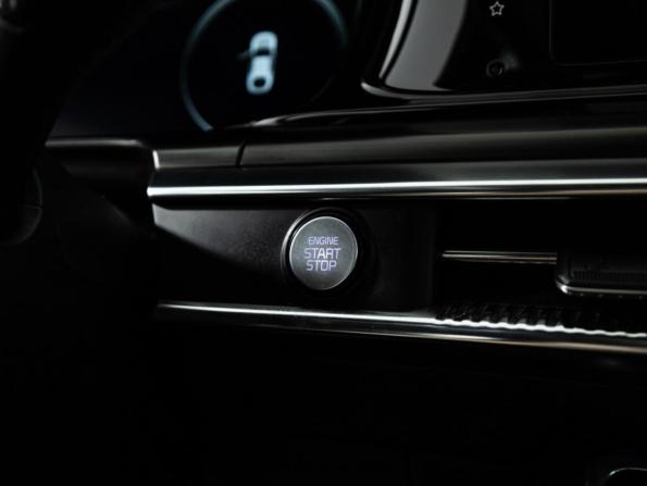 Kia K5 III с пробегом 2020 года, цена 2 749 700 рублей, 57311 км, седан, Автокод Объявления