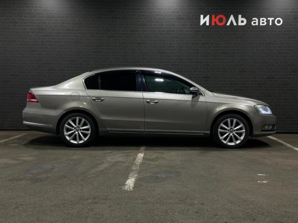 Volkswagen Passat B7 с пробегом 2011 года, цена 1 050 000 рублей, 215717 км, седан, Автокод Объявления