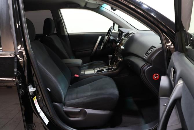 Toyota Highlander II (XU40) Рестайлинг с пробегом 2012 года, цена 2 100 000 рублей, 283246 км, внедорожник, Автокод Объявления