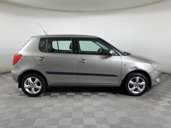 Skoda Fabia II с пробегом 2010 года, цена 585 000 рублей, 202000 км, хэтчбек, Автокод Объявления