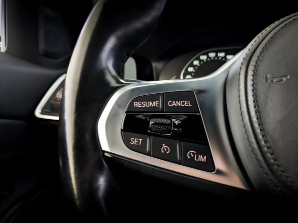 BMW 3 серии VII (G2x) с пробегом 2021 года, цена 4 490 000 рублей, 56190 км, седан, Автокод Объявления