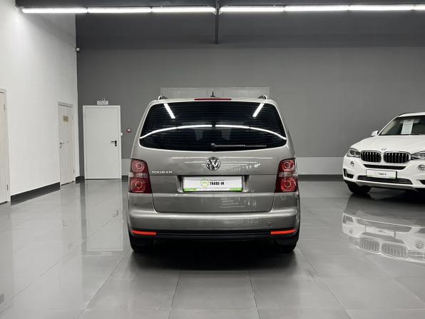 Volkswagen Touran I Рестайлинг с пробегом 2008 года, цена 875 000 рублей, 179712 км, компактвэн, Автокод Объявления
