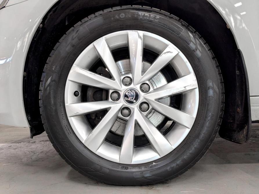 Skoda Octavia III (A7) Рестайлинг Москва  - изображение 17