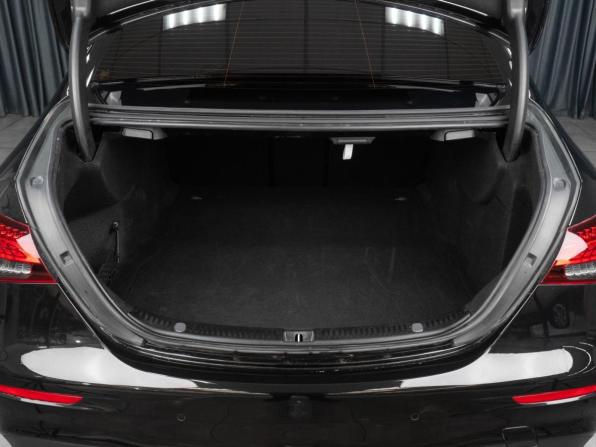 Mercedes-Benz E-Класс V (W213 S213 C238) Рестайлинг с пробегом 2021 года, цена 4 049 000 рублей, 57480 км, седан, Автокод Объявления