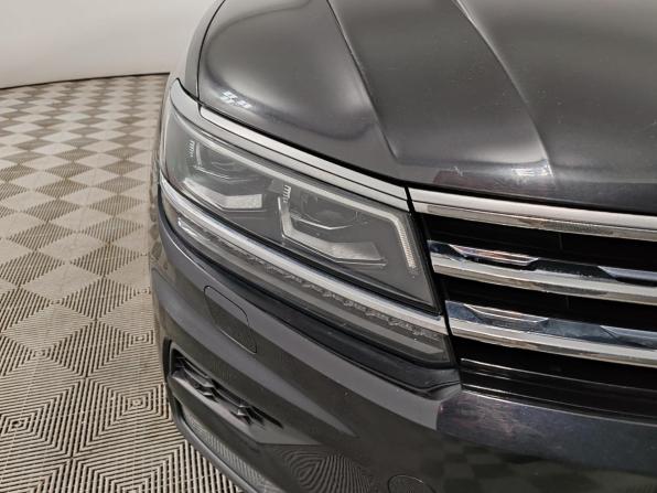 Volkswagen Tiguan II с пробегом 2019 года, цена 2 475 000 рублей, 108577 км, внедорожник, Автокод Объявления