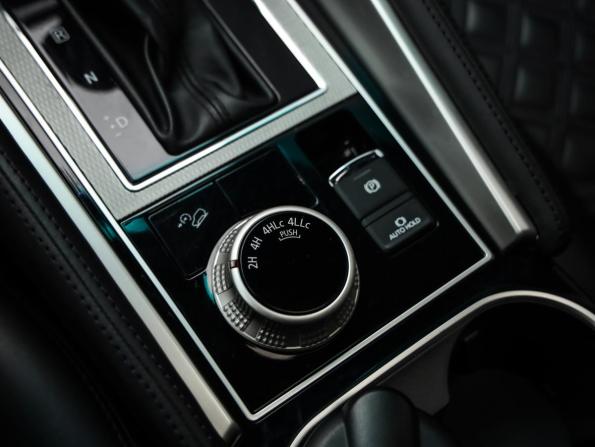 Mitsubishi Montero Sport III Рестайлинг с пробегом 2022 года, цена 4 199 000 рублей, 55400 км, внедорожник, Автокод Объявления