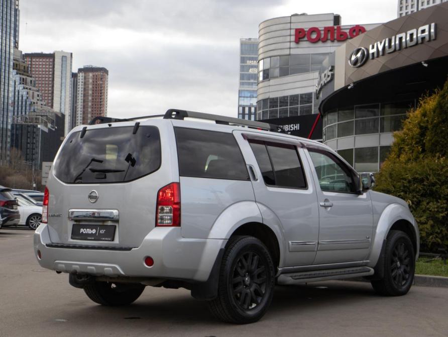 Nissan Pathfinder III Рестайлинг Москва  - изображение 4