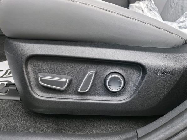 Toyota RAV4 VI (XA60) с пробегом 2026 года, цена 4 099 900 рублей, 10 км, внедорожник, Автокод Объявления
