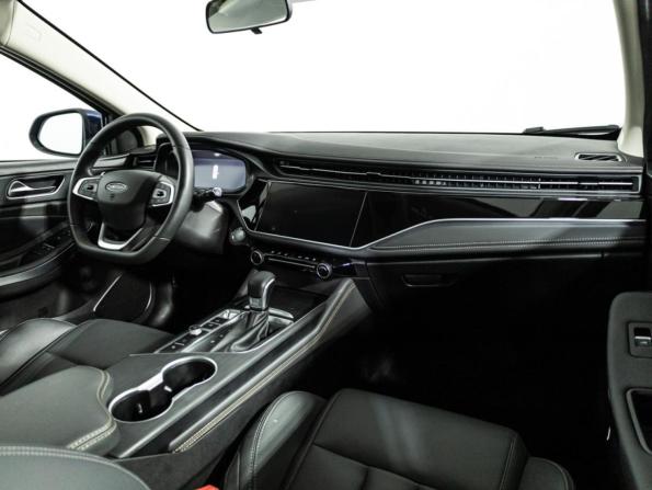 Omoda S5 с пробегом 2024 года, цена 1 599 700 рублей, 9600 км, седан, Автокод Объявления