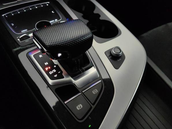 Audi Q7 II (4M) с пробегом 2019 года, цена 4 875 000 рублей, 116000 км, внедорожник, Автокод Объявления