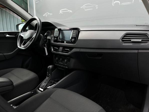 Volkswagen Polo VI с пробегом 2022 года, цена 1 630 400 рублей, 86554 км, лифтбек, Автокод Объявления