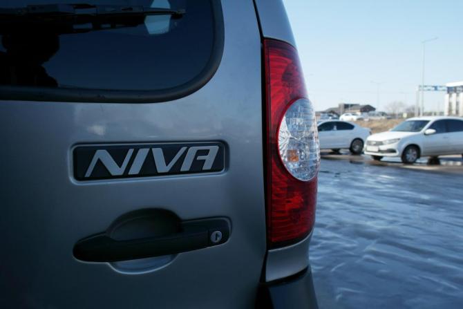 Chevrolet Niva I Рестайлинг с пробегом 2017 года, цена 610 000 рублей, 137000 км, внедорожник, Автокод Объявления
