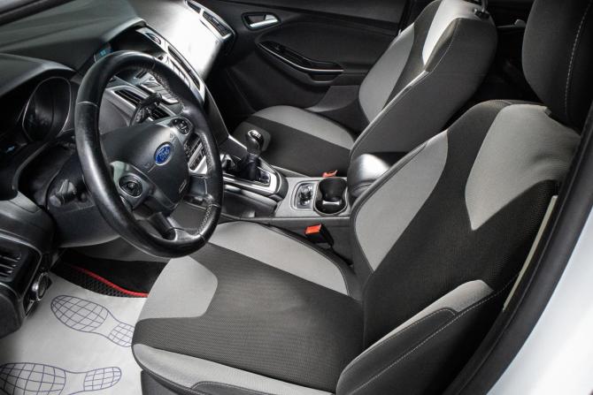 Ford Focus III с пробегом 2013 года, цена 649 000 рублей, 275000 км, хэтчбек, Автокод Объявления