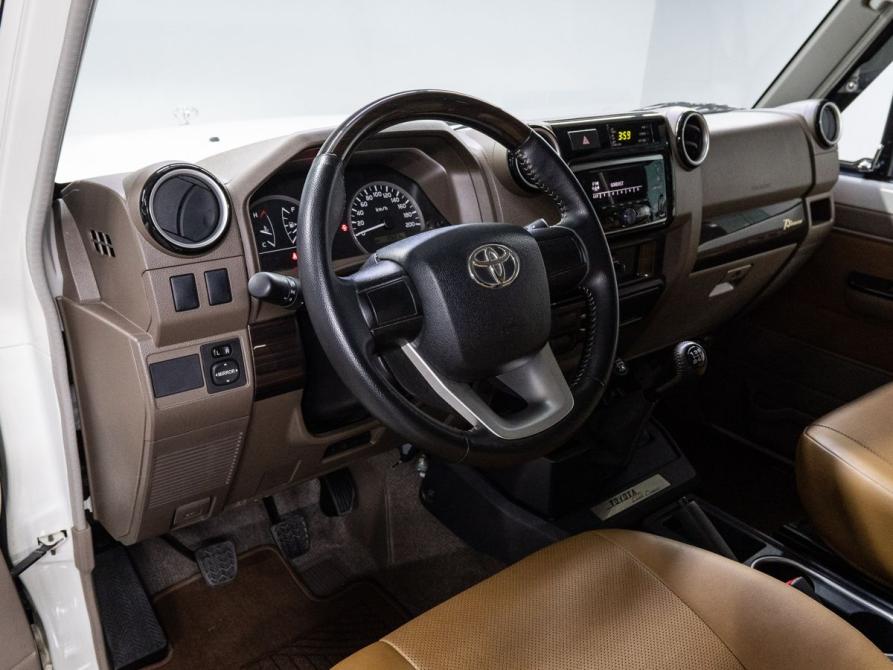 Toyota Land Cruiser 70 Series Рестайлинг 1 Тюмень  - изображение 14