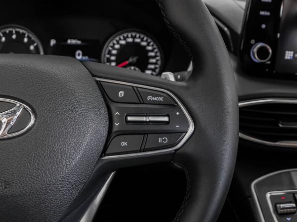 Hyundai Santa Fe IV Рестайлинг с пробегом 2021 года, цена 3 399 000 рублей, 94735 км, внедорожник, Автокод Объявления