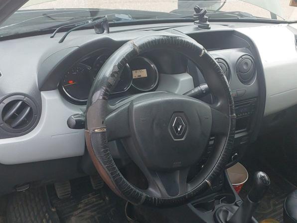 Renault Duster I Рестайлинг с пробегом 2015 года, цена 650 000 рублей, 351887 км, внедорожник, Автокод Объявления