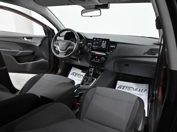 Hyundai Solaris II Рестайлинг с пробегом 2021 года, цена 859 000 рублей, 52000 км, седан, Автокод Объявления