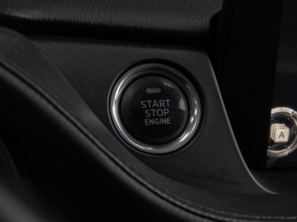 Mazda 6 III (GJ) Рестайлинг 2 с пробегом 2020 года, цена 1 817 000 рублей, 171782 км, седан, Автокод Объявления