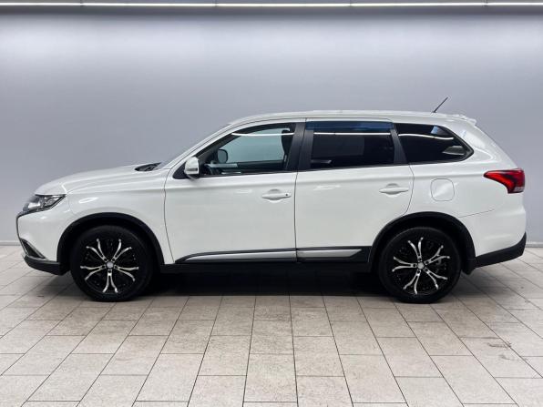 Mitsubishi Outlander III Рестайлинг 2 с пробегом 2015 года, цена 1 380 000 рублей, 200716 км, внедорожник, Автокод Объявления