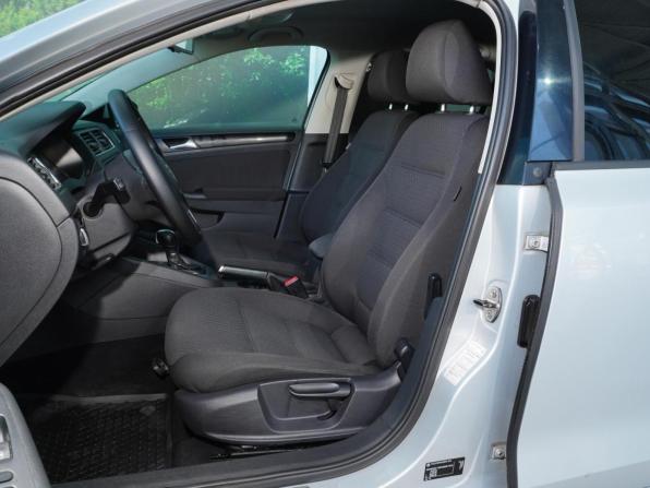 Volkswagen Jetta VI с пробегом 2011 года, цена 668 000 рублей, 210363 км, седан, Автокод Объявления