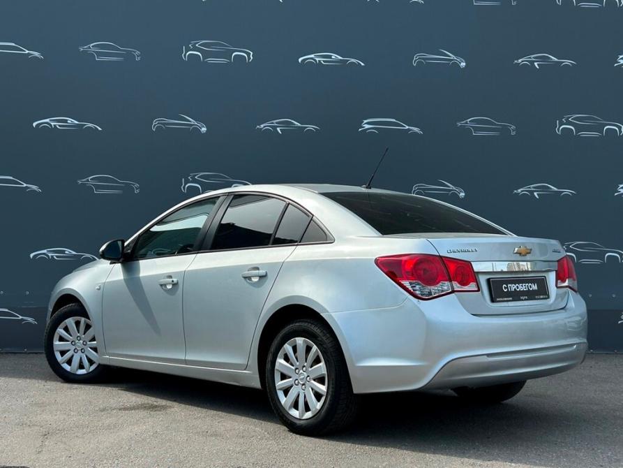 Chevrolet Cruze I Рестайлинг Санкт-Петербург  - изображение 4