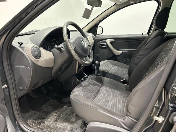 Renault Sandero I с пробегом 2011 года, цена 679 000 рублей, 55555 км, хэтчбек, Автокод Объявления