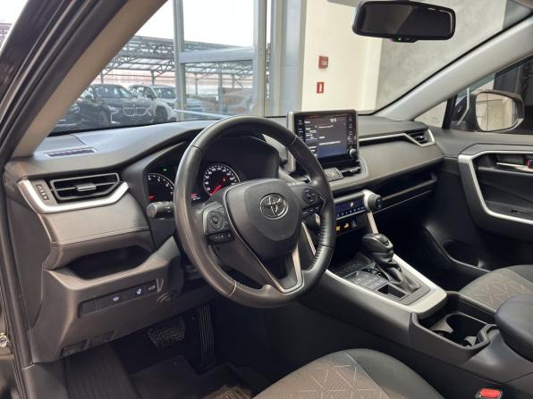 Toyota RAV4 V (XA50) с пробегом 2022 года, цена 3 601 250 рублей, 66711 км, внедорожник, Автокод Объявления
