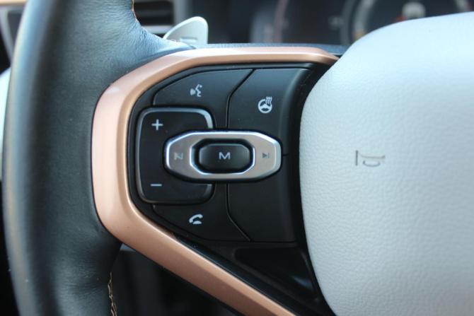 Haval Jolion I с пробегом 2023 года, цена 1 715 000 рублей, 99007 км, внедорожник, Автокод Объявления