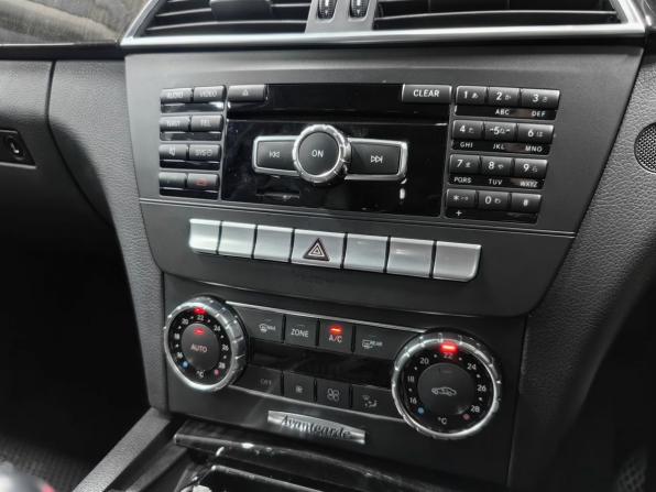 Mercedes-Benz C-Класс III (W204) Рестайлинг с пробегом 2011 года, цена 1 400 000 рублей, 113660 км, седан, Автокод Объявления